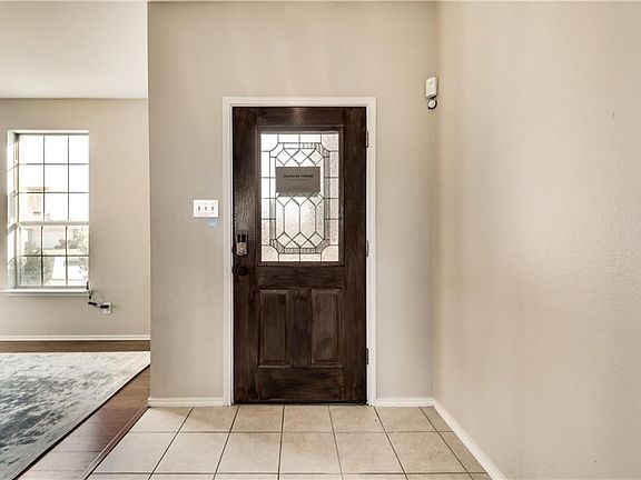5th image of 512 Ame Ln