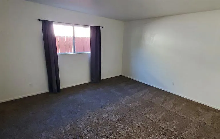 6843 Mohawk St #A — Photo 15