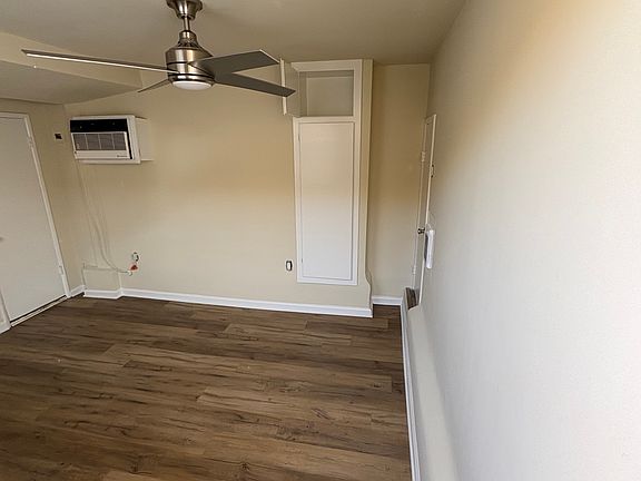 5th image of 1112 S Atlantic Blvd