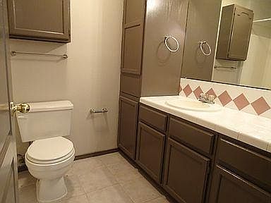3rd image of 1102 Vidaurri Ave #1-5