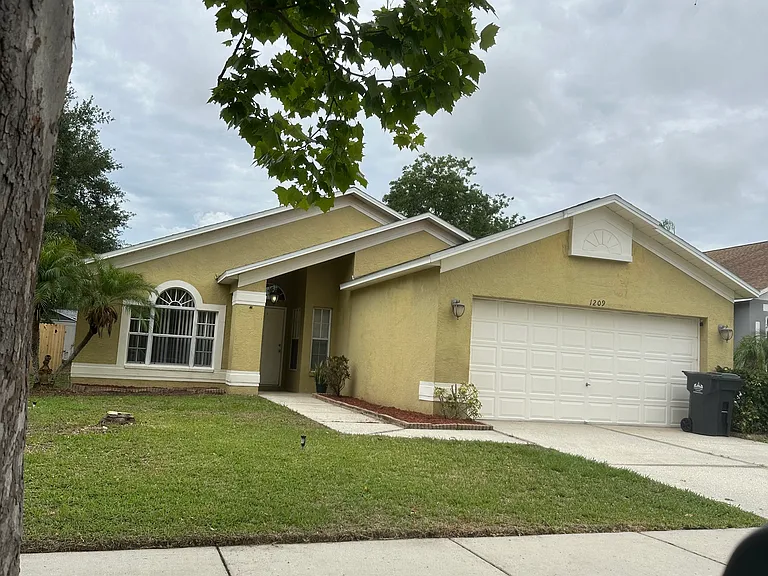 1209 Sweet Gum Dr — Photo 7