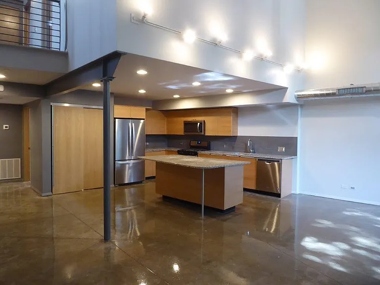 2122 Dewey Ave #1 & 2 — Photo 4