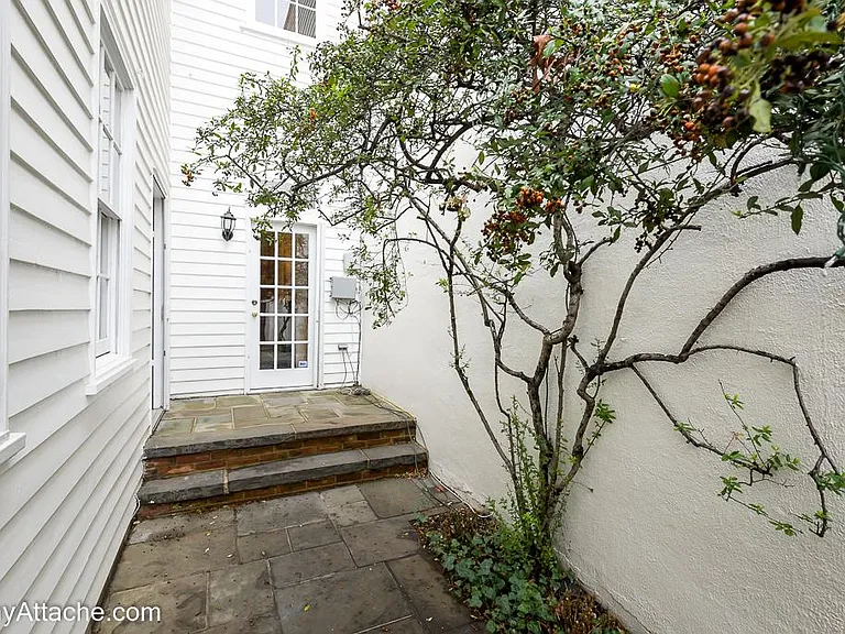 24 3rd St NE — Photo 40