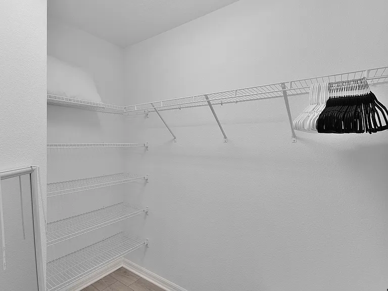 1047 Justin Mills Ct — Photo 21