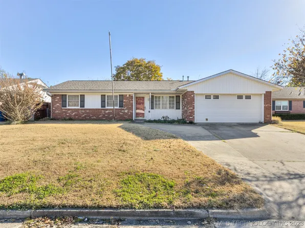8918 E 49th St, Tulsa, OK 74145
