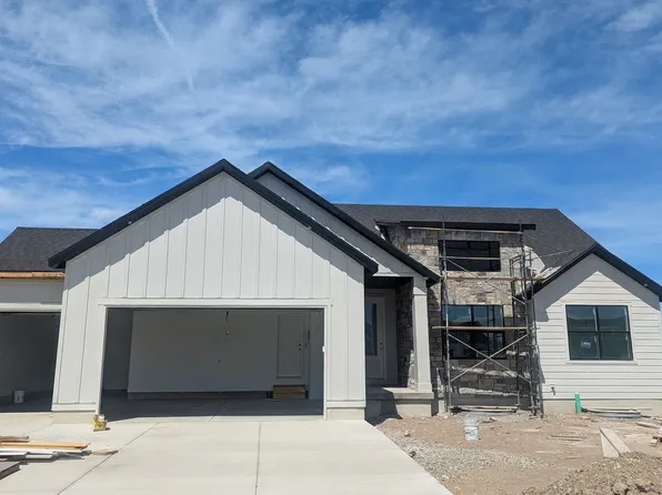 405 E Stafford St #132, Grantsville, UT 84029