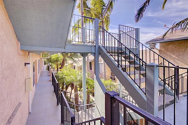 552 Canyon Dr #32 — Photo 8