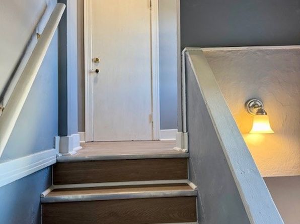 81 Roberts Ave UNIT 2