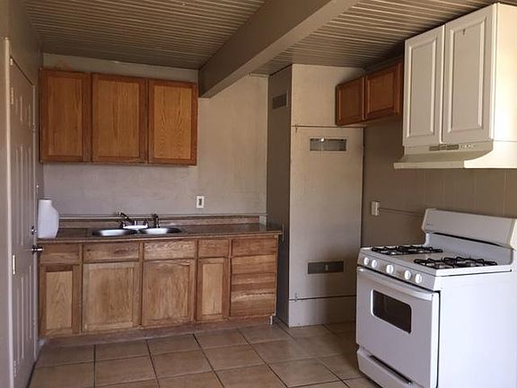 4th image of 2544 Crosby Way