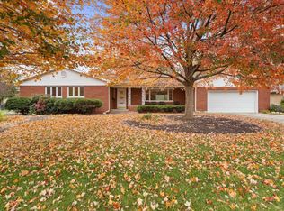 605 W North Shore Dr, South Bend, IN 46617