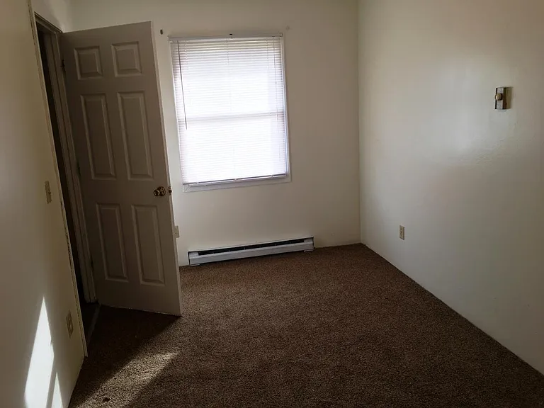 1302 Lakewood Dr #C — Photo 10