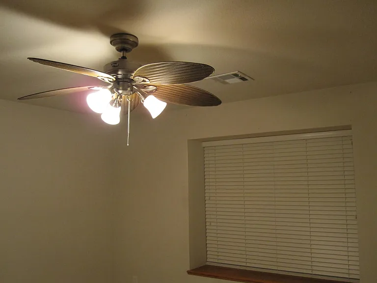 1616 Hazelwood Dr — Photo 21