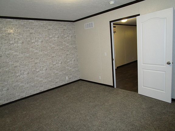 4th image of 4116 Hickory Knoll Dr