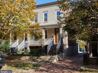 935 5th St NE, Washington, DC 20002