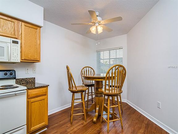 4th image of 31428 Triborough Dr