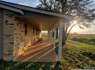 12875 W Highway 97, Charlotte, TX 78011