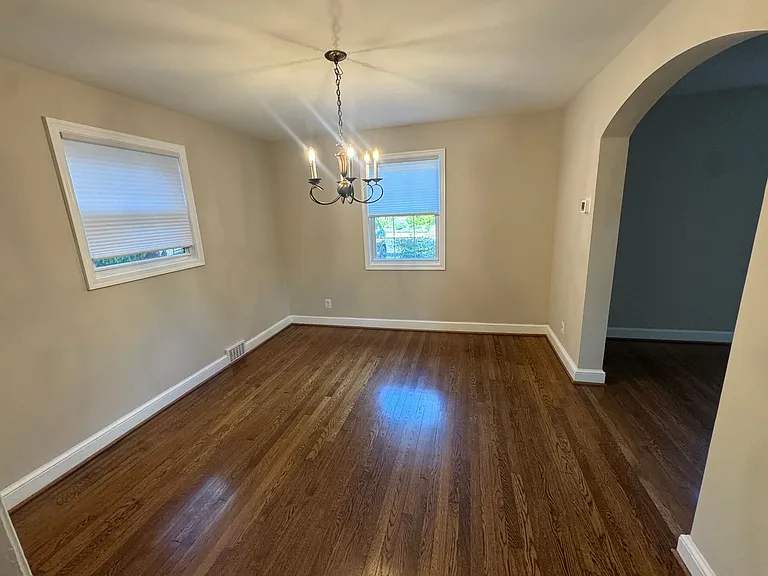 42 S Park Dr — Photo 5