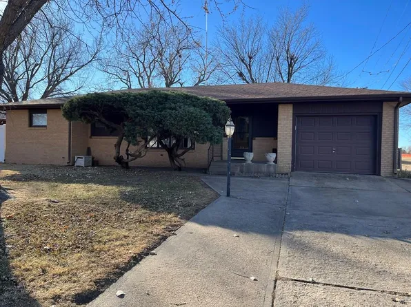 1721 College Ave, Larned, KS 67550