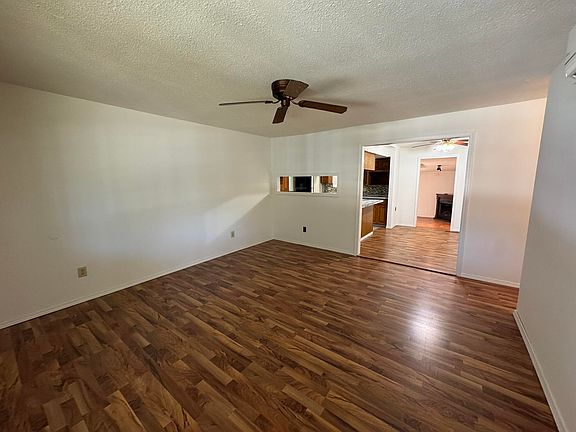 4th image of 2754 N Pierce Avenue