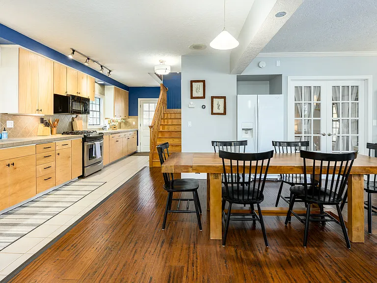 28505 SW Ladd Hill Rd — Photo 7