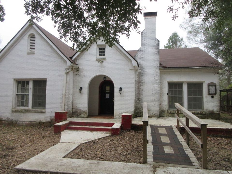 1st image of 14924 Parkway Dr