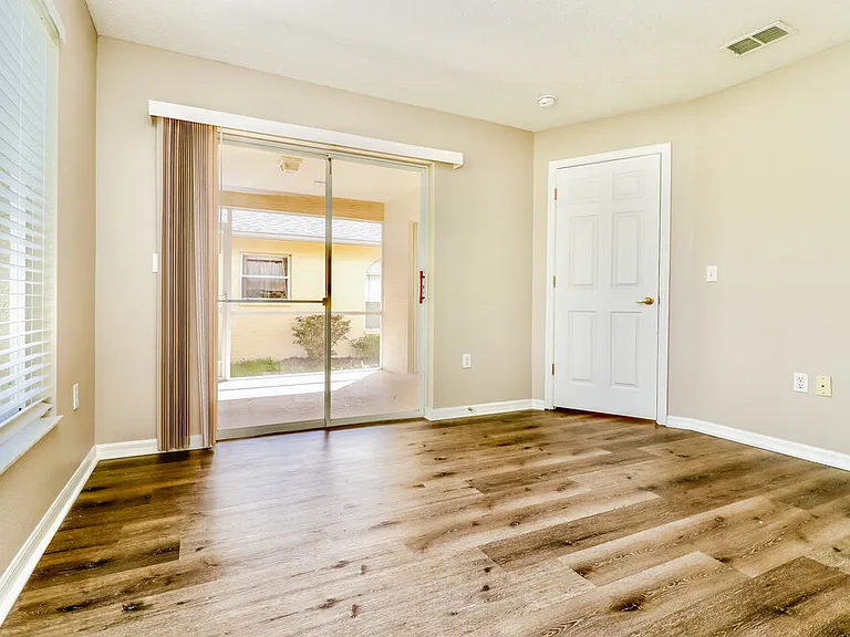 7918 Barclay Rd — Photo 12
