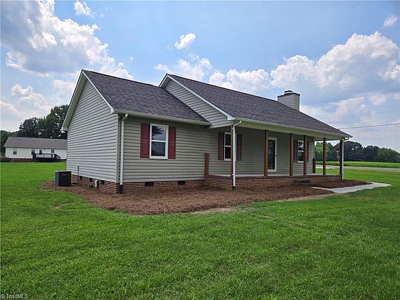 4th image of 138 Boxwood Church Rd