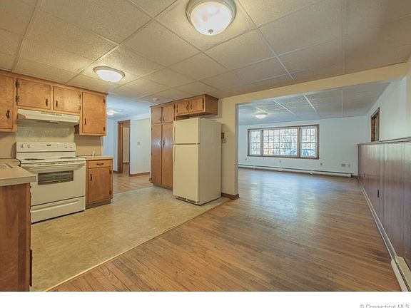 Kitchen with eating area