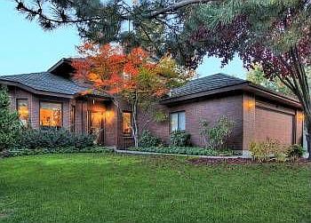 2nd image of 4794 N Riverfront Pl