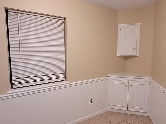 3rd image of 510 Spring Creek Dr