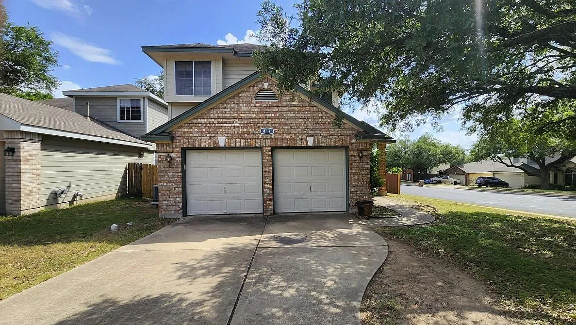 3 bed, 2.5 bath, 1406 sqft, $1,995 — Photo 2