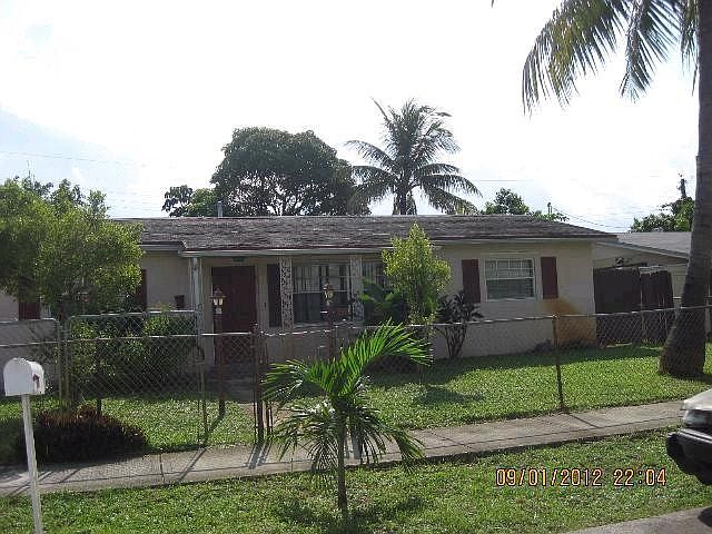1st image of 5100 NE 7th Ave