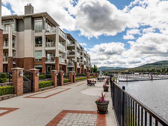 3rd image of 415 W Waterside Dr APT 204