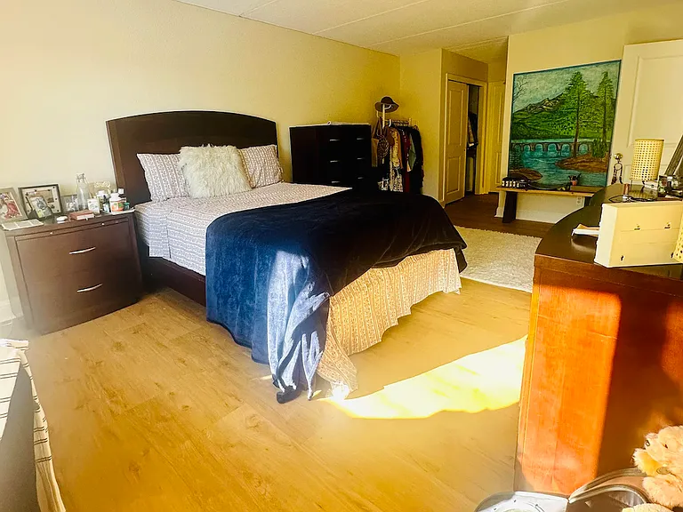 1500 Worcester Rd #611 — Photo 4