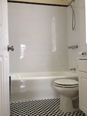 Rented by BRICK & GALO REALTY CORP | media 9