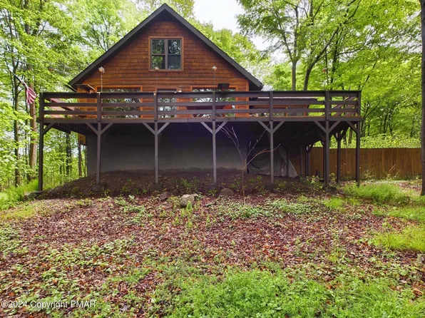 1159 Riverside Hts W, Pocono Lake, PA 18347