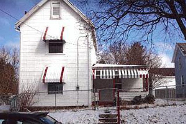 1st image of 138 W Blanche St