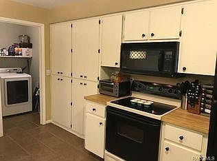 4th image of 3280 N Tamarisk Ave