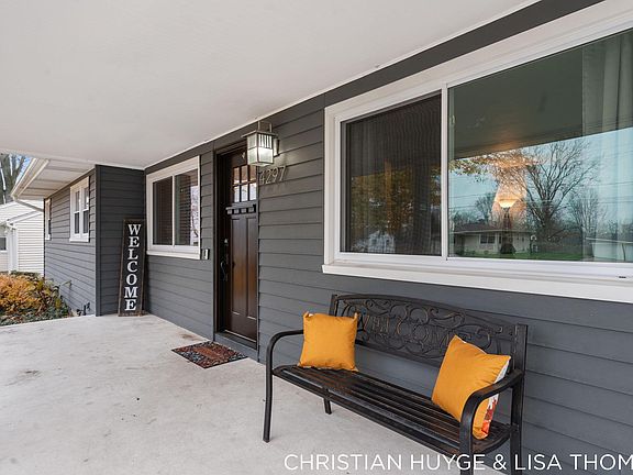 3rd image of 4297 41st St SW