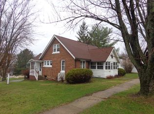 503 N State St, La Farge, WI 54639