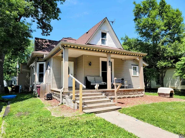 210 Main St, Sabetha, KS 66534