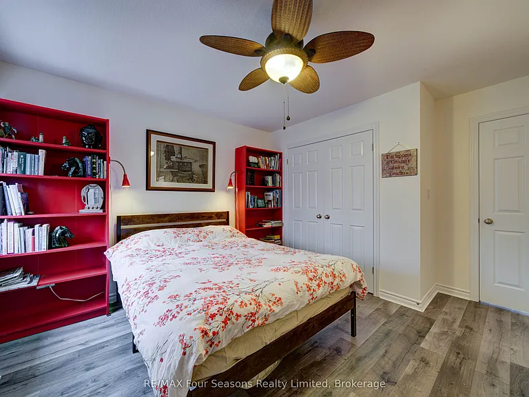 9 Brooke Ave — Photo 38