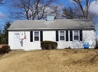 2227 Capri Ct, Falls Church, VA 22043