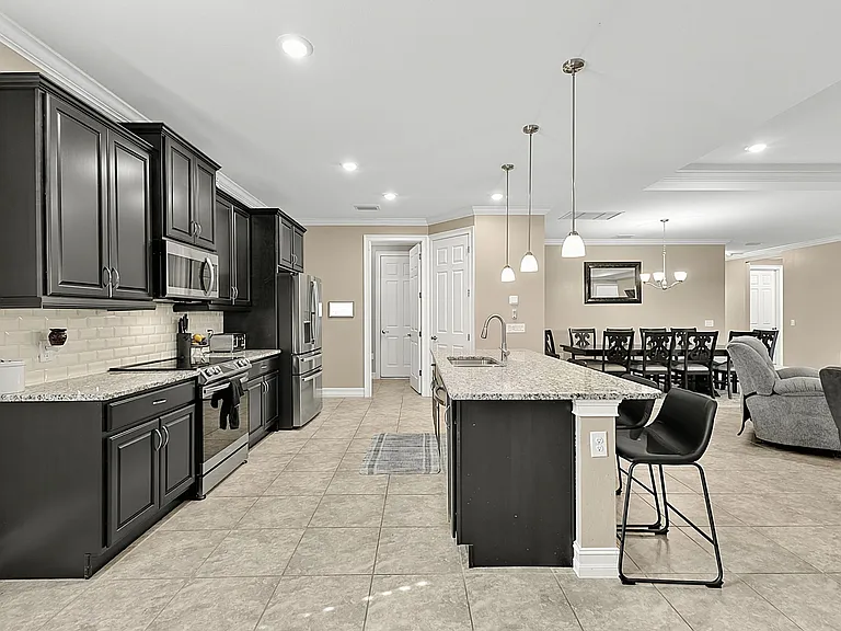 3391 Acapulco Cir — Photo 28