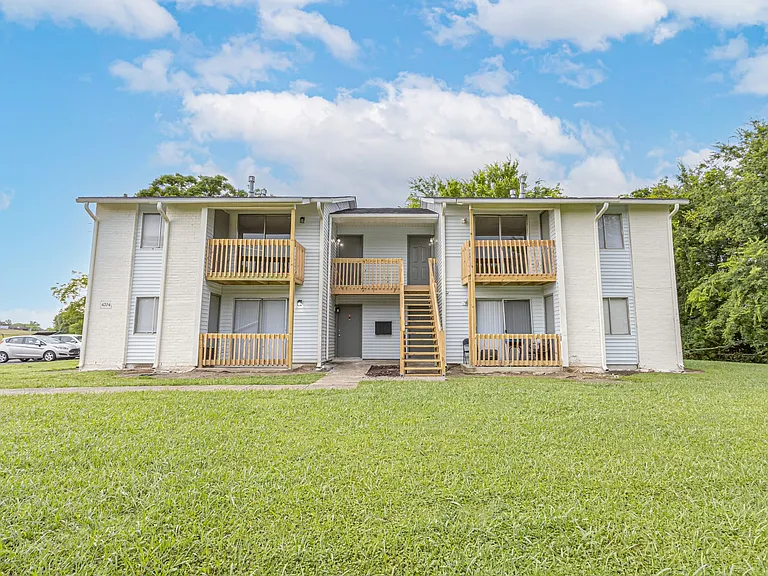 The Eastern Apartments — Photo 11