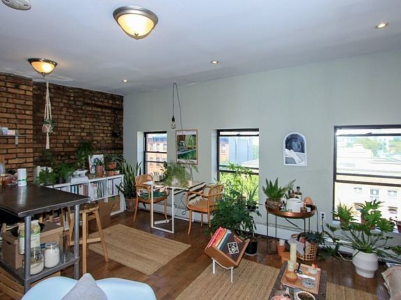 2nd image of 614 Lafayette Ave #3B