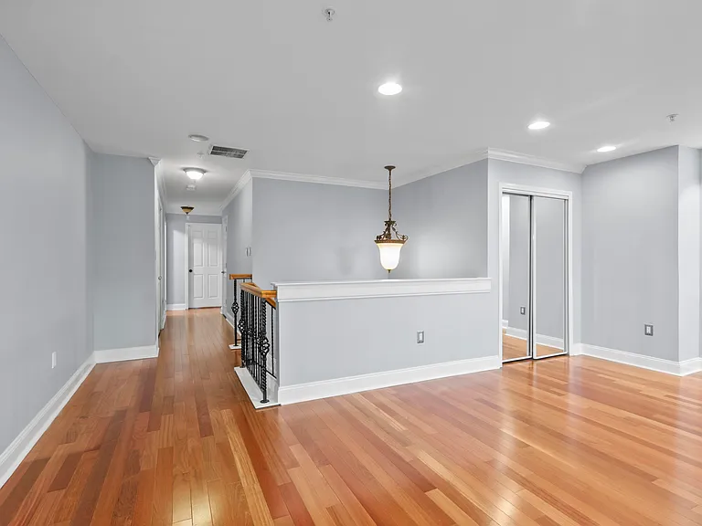 169 Price Ct — Photo 17