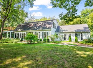 3450 W Mardan Dr, Long Grove, IL 60047