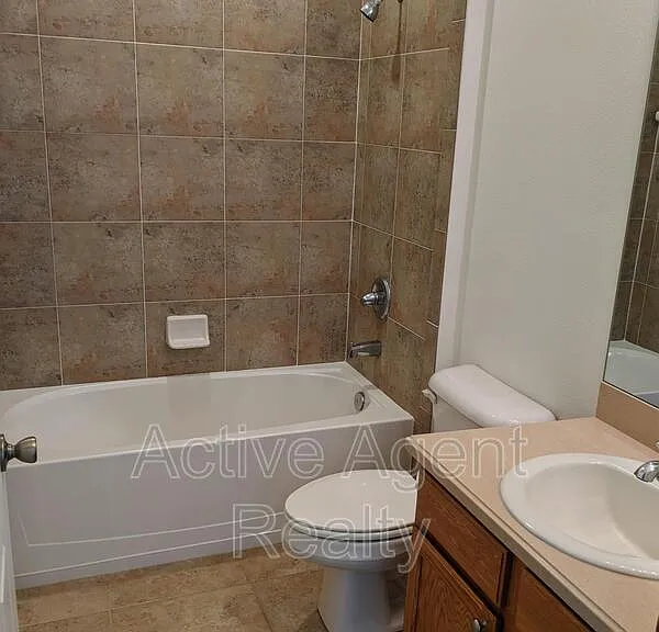1882 W Angelica Loop — Photo 9