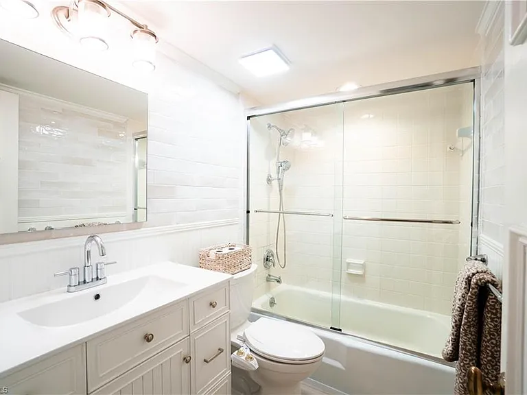 388 4th Ave S #388 — Photo 7